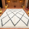 Tapis berbère de l'Atlas  aux motifs noir